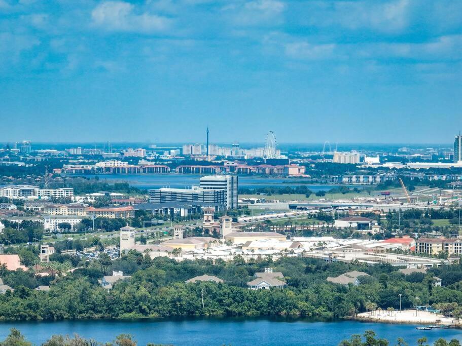 11th Floor 5 Min From * Orlando